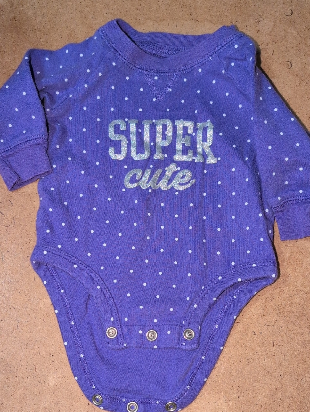 ❤️‍🔥10/$10❤️‍🔥 GUC Baby Girls Carter's Super Cute Long Sleeve Onesie Size 3M